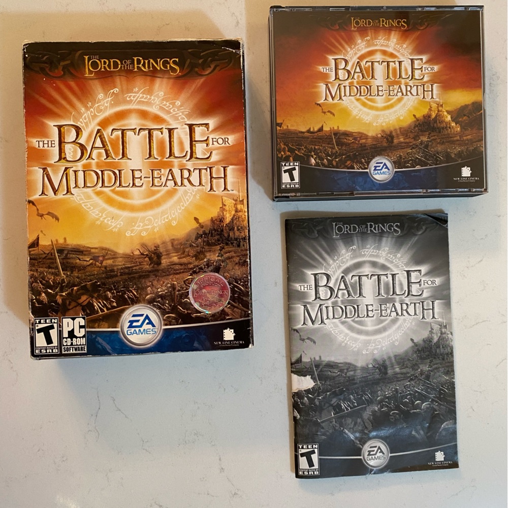LOTR The Battle for Middle-Earth 4 Disc Game PC with original box